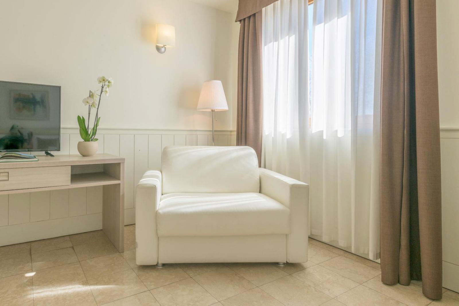 Hotel Golf Inn Lignano Sabbiadoro Exteriör bild