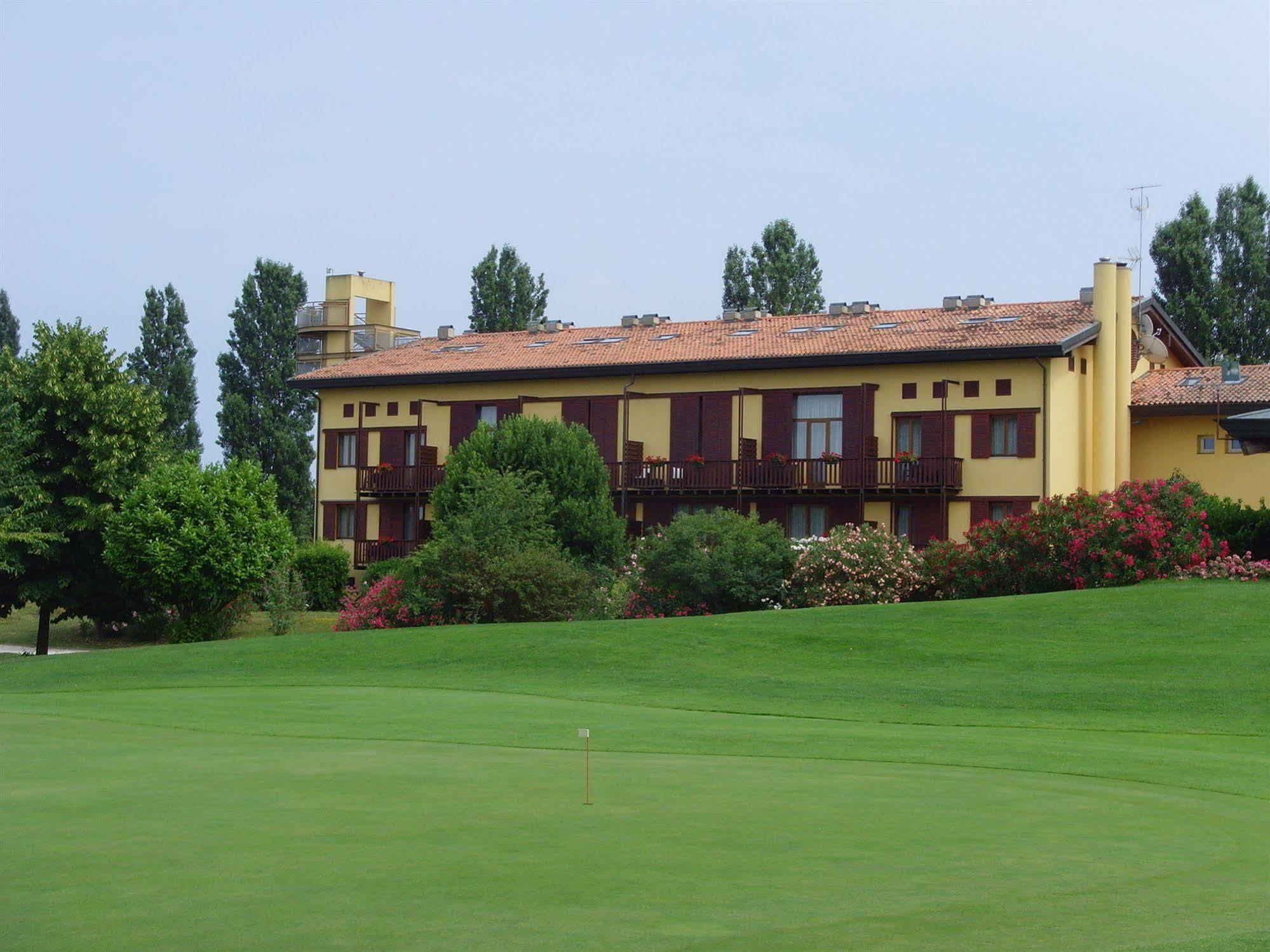 Hotel Golf Inn Lignano Sabbiadoro Exteriör bild