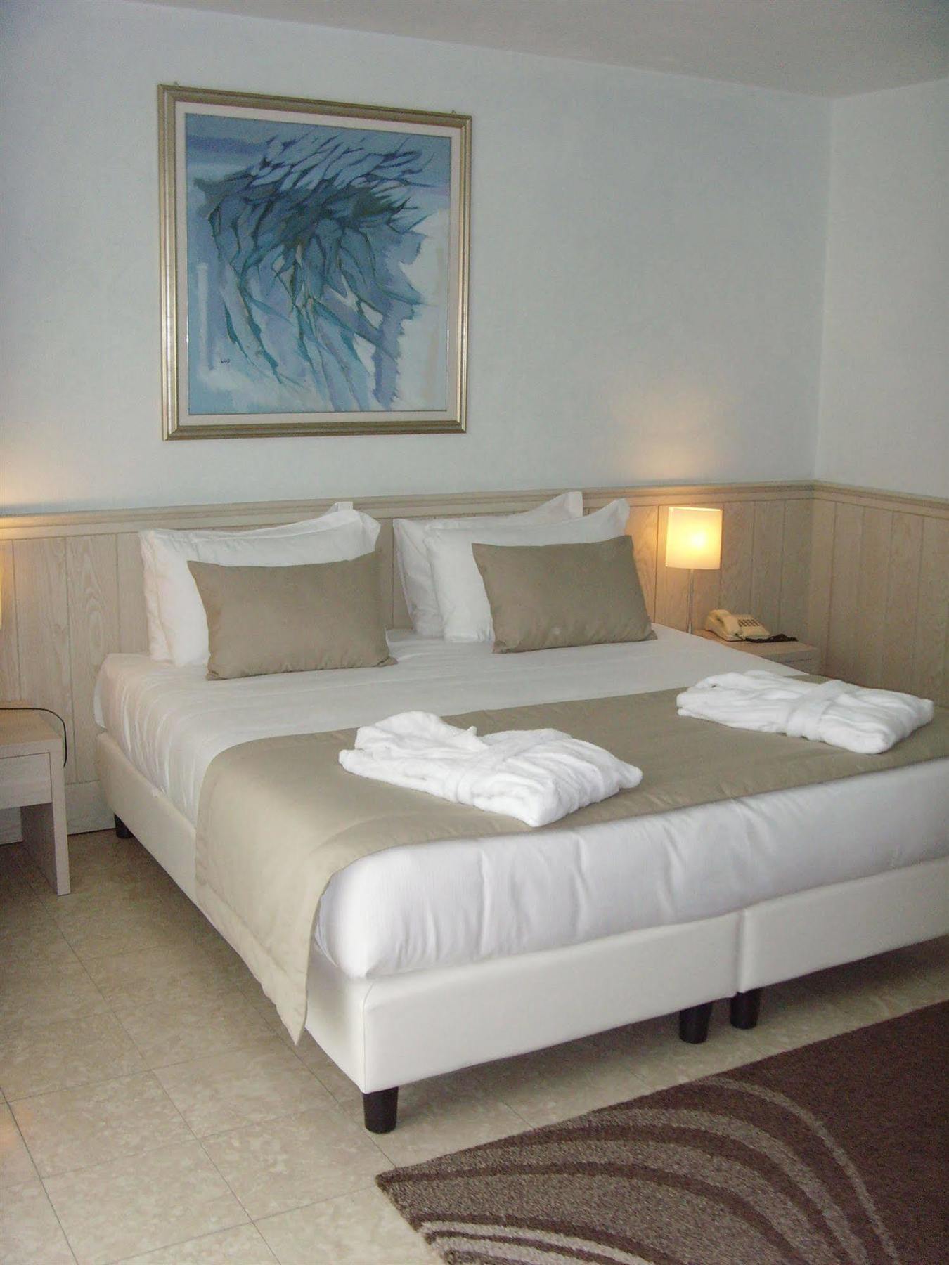 Hotel Golf Inn Lignano Sabbiadoro Exteriör bild